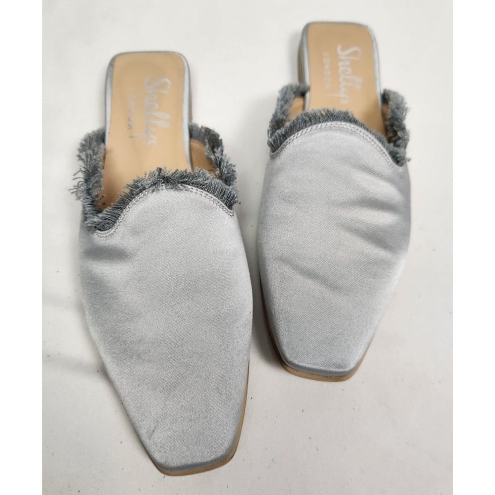 Shellys London Women's Sz. 36/5 Silver Satin Fringe Kat Mules